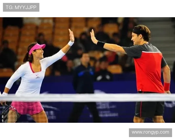 赛后分析：北京网球队与重庆网球队默契配合的关键因素探讨